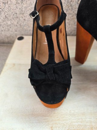Sandalias Luanne negras plataforma Jeffrey Campbel