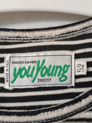 Camiseta You Young  vintage Enrico Coveri R901