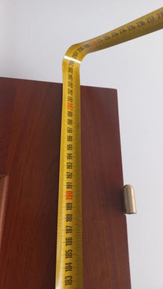 Puerta madera con cristal y anexo