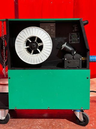 Soldadora Hilo Semi Praxair Compact 300