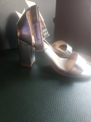 Sandalias Tacón Plateadas Talla 37