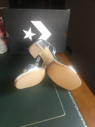 Sandalias Tacón Plateadas Talla 37