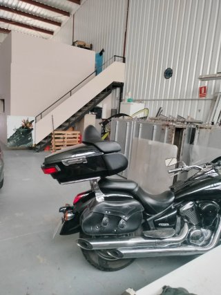 Baúl moto Road King Negro