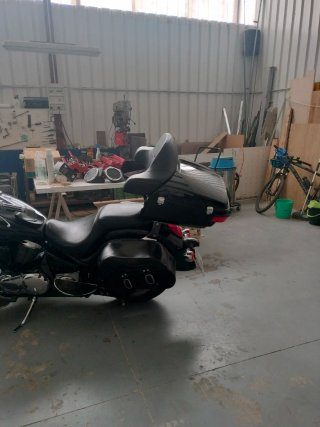 Baúl moto Road King Negro
