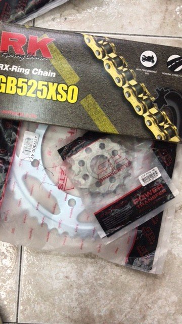 kit de transmision oro cadena corona piñon moto