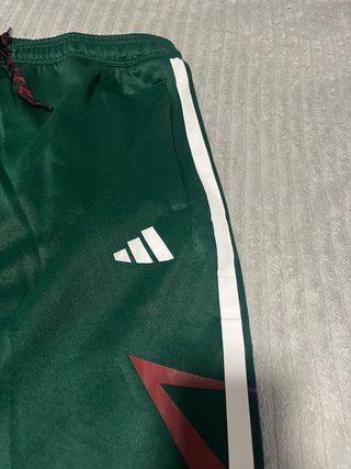Pantalón Adidas Verde Talla XL Nuevo