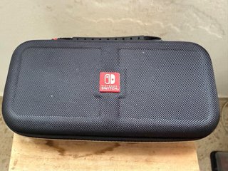 Nintendo Switch Roja y Azul