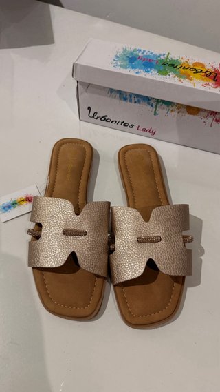 Sandalias doradas talla 41