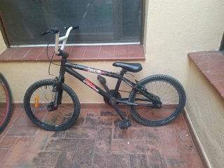 Bicicleta BMX CONOR