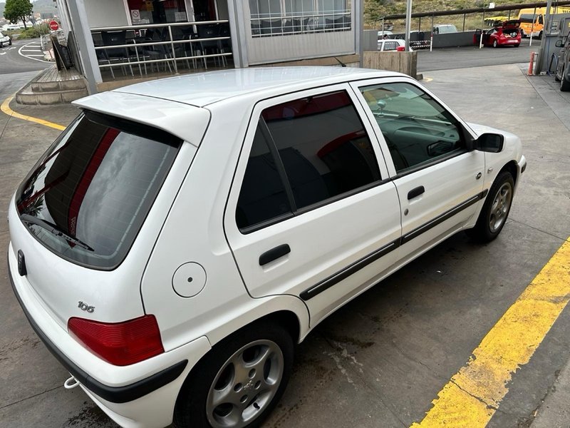 Peugeot 106 2003 - foto 1