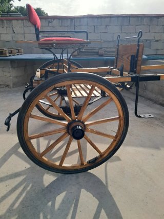 Carro para pony de madera