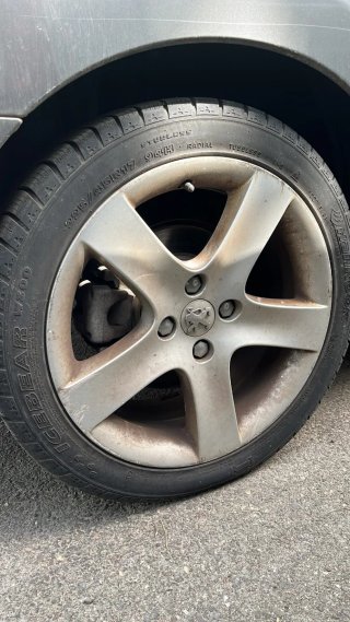 Cambio o vendo Llantas Peugeot 17"