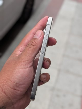 iPhone 15 Pro 128GB Titanio Naturale
