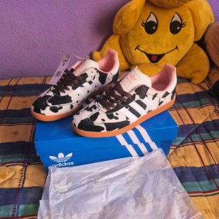 Zapatillas Adidas Vaca