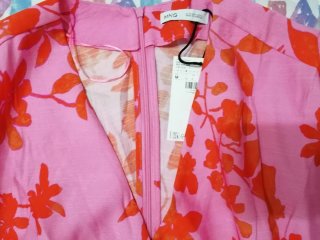 Vestido rosa floral Mango