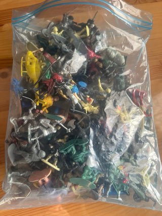 Lotto di soldatini vintage e action figure