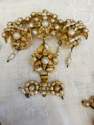 Aderezo Fallera Oro y Perlas