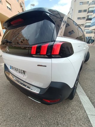 Peugeot 5008 2019