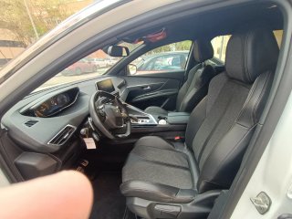 Peugeot 5008 2019