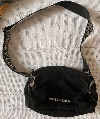 Bolso Bimba y Lola Nylon Negro Mediano