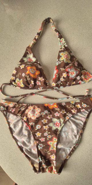 Bikini Oriol P estampado floral