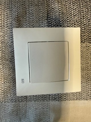 Interruptores y enchufes eléctricos BJC