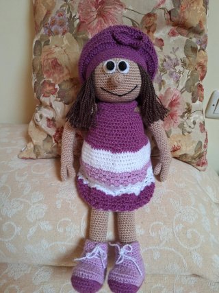 Muñeca ganchillo hecha a mano 40 cm