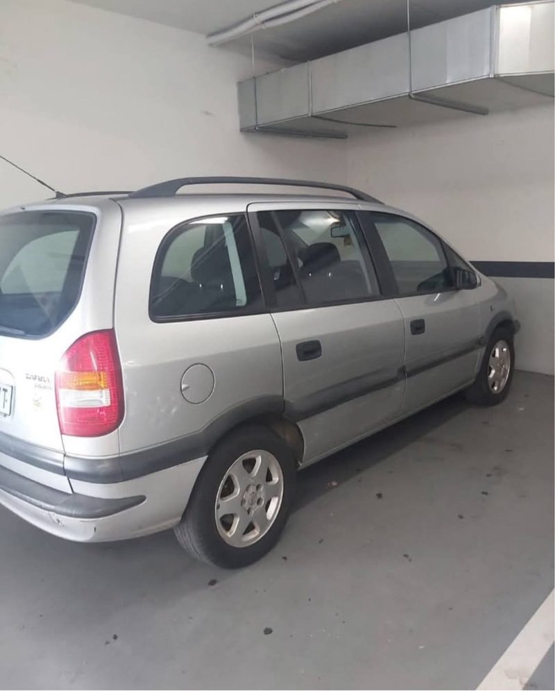 Opel Zafira 2002 - foto 1
