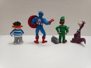 Figuras PVC Variadas (Capitán América, Ernie, etc.