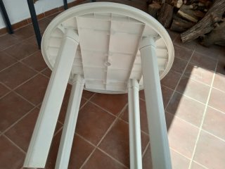 Sillas y mesa de jardín