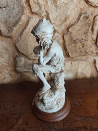 Escultura Giuseppe Armani Niño Caracola
