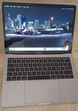 MacBook Pro 2017 in offerta