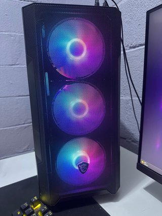 PC Gaming muy top muy buenas condiciones