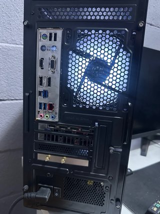 PC Gaming muy top muy buenas condiciones