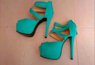 Sandalias de tacón y plataforma Color verde agua
