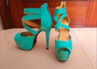 Sandalias de tacón y plataforma Color verde agua