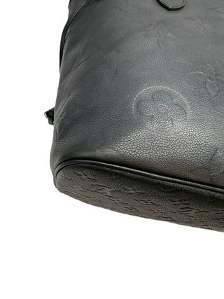 Bolso Louis Vuitton Neverfull MM Empreinte Negro