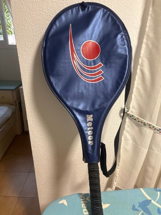 Raqueta de tenis Meteor con fiunda