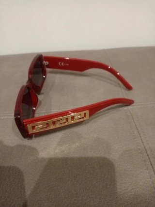 Gafas de sol rojas UV400