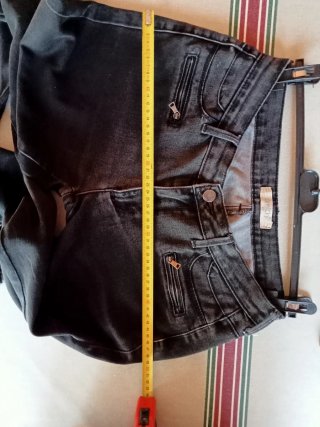 Pantalones negros Amichi