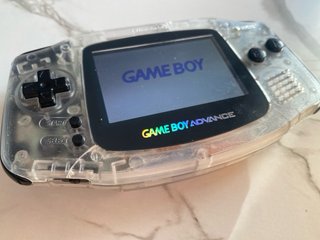 Nintendo Game Boy Advance Transparente