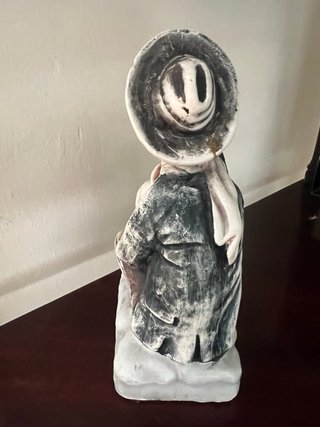 Figura antigua de porcelana