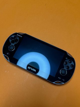 PSVita OLED Edición Invizimals 3G/Wi-Fi + Juegos