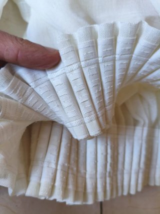 Cortinas beige con cinta de lino