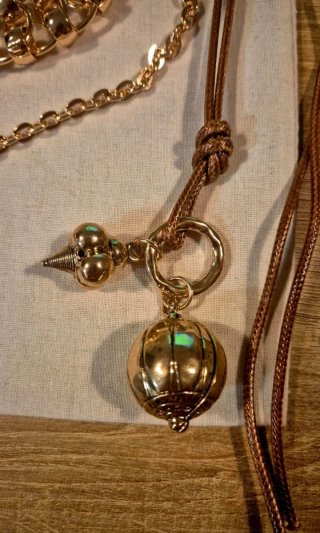 Conjunto 3 collares ZARA oro y blanco