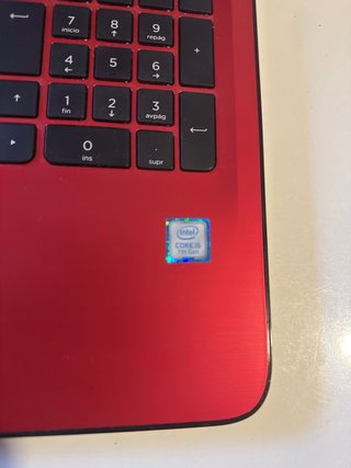 Ordenador portátil HP rojo i5