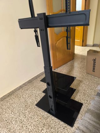 Soporte TV de pie con estantes de cristal