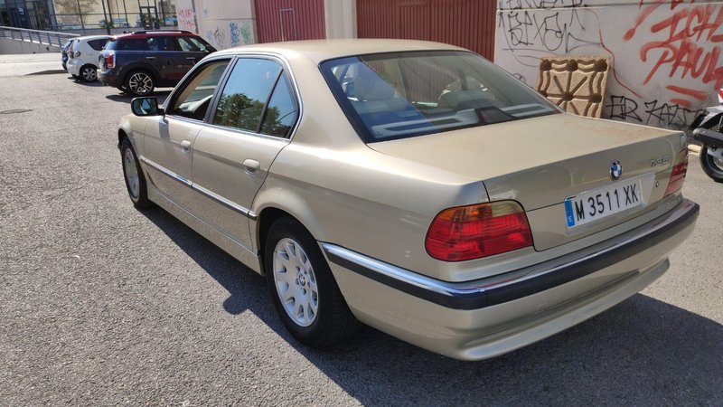 BMW Serie 7 1999 (E38) - foto 1