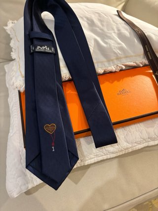 Corbata Hermes Azul Marino con Candado