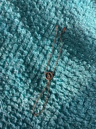 Pulsera esclava dorada con aro